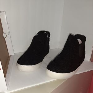 Size 10, Unionbay Sherling booties